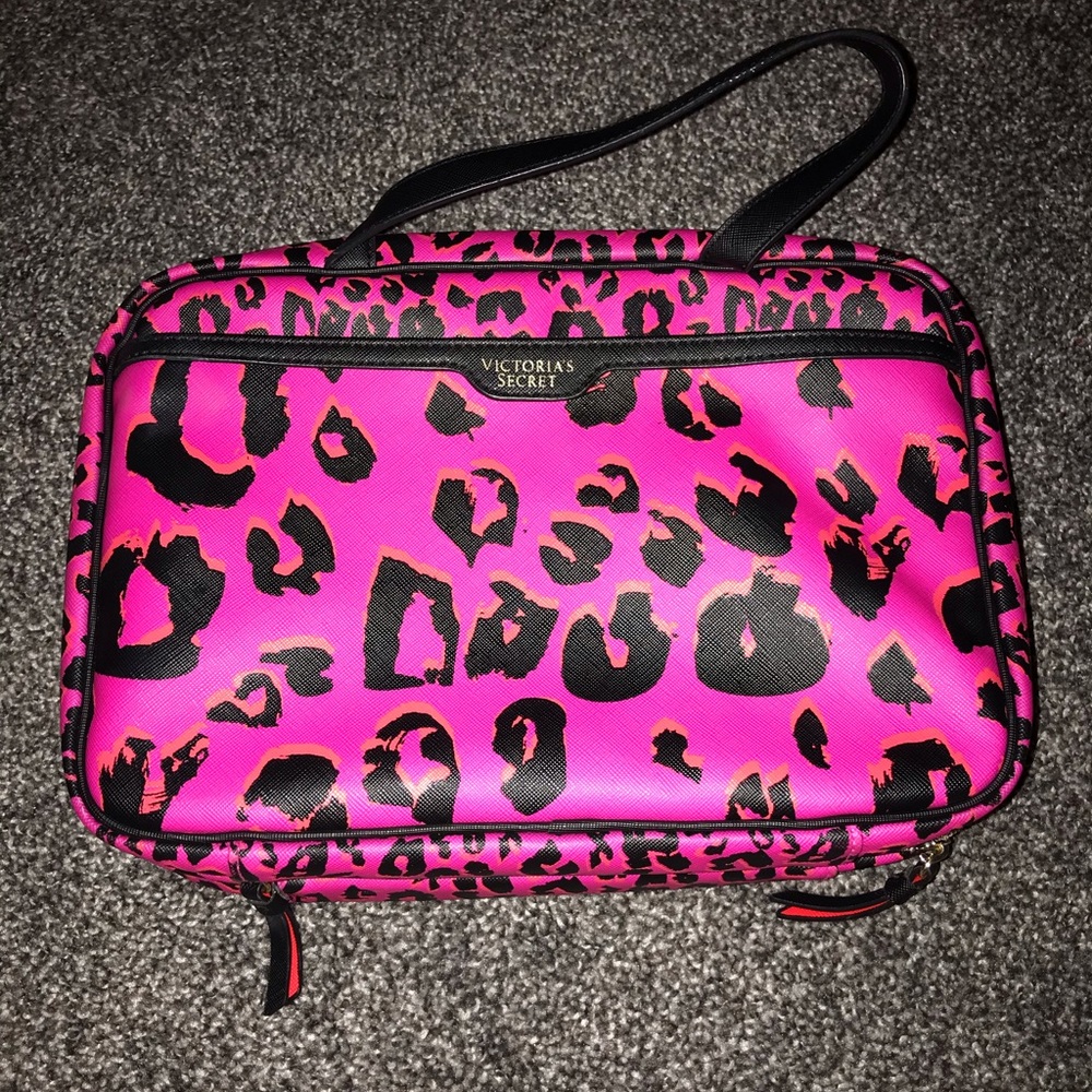Vs makeup bag